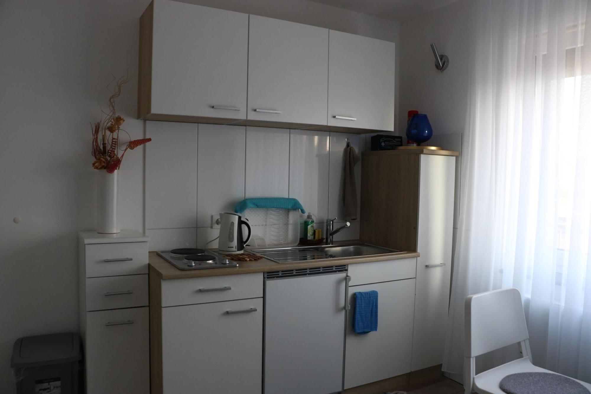 Rooms In Duesseldorf Near The Airport/Fair الغرفة الصورة